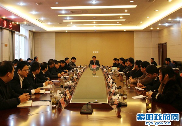 政银企对接座谈会2.jpg