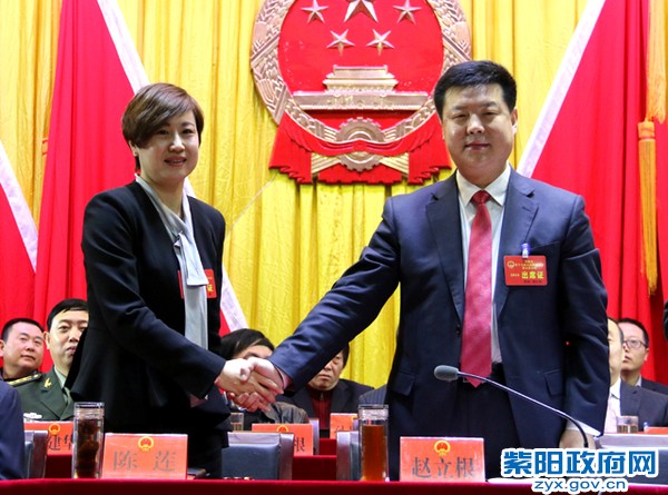 祝贺陈莲当选县长.jpg