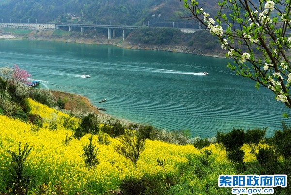 15、汉江之春梁恺基.JPG