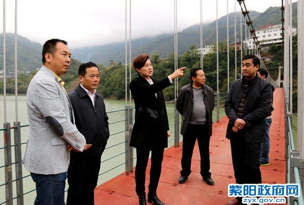 11月3日，调研重点旅游片区交通基础设施建设.jpg