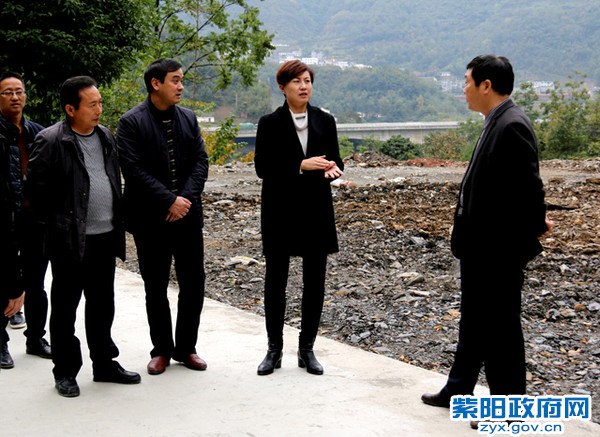 11月3日，调研重点旅游片区交通基础设施建设 (1).jpg