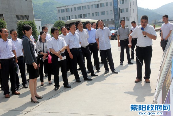 7月20日，陪同岚皋县考察团在硒谷园区考察.JPG