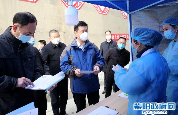 2月3日，在任何国际社区检查疫情防控工作.jpg