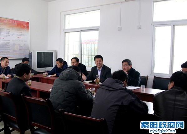 12月15日，到城关镇青中村调研精准扶贫工作2.jpg