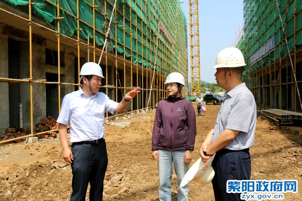 洞河镇移民搬迁安置社区.jpg