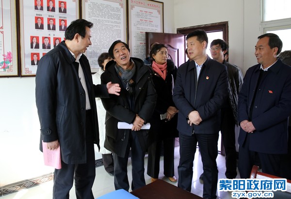 12月28日，民盟省委副主委车建营来紫调研.jpg