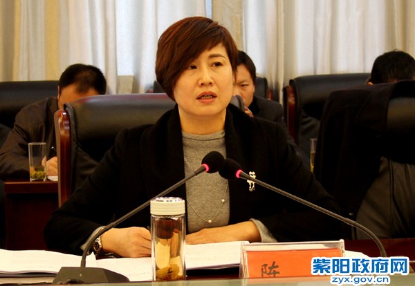 2月22日，主持召开县政府党组扩大学习会议2.jpg