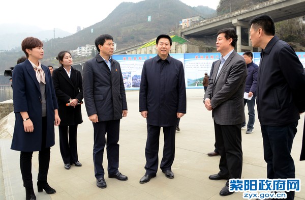 2月14日，副省长庄长兴调研紫阳城市建设00.jpg