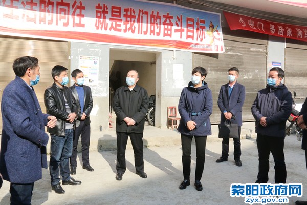 2月19日，前往高滩镇检查疫情防控及脱贫攻坚工作.jpg