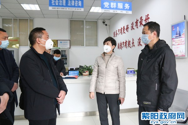 1月29日，检查疫情防控和市场保供应工作7.JPG