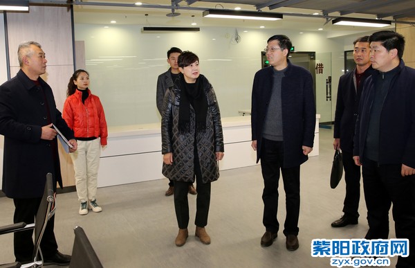 12月16日，检查图书馆建设进展情况.jpg