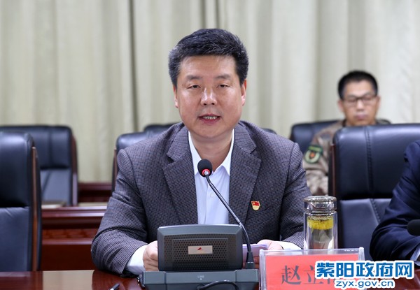 赵书记特写.jpg