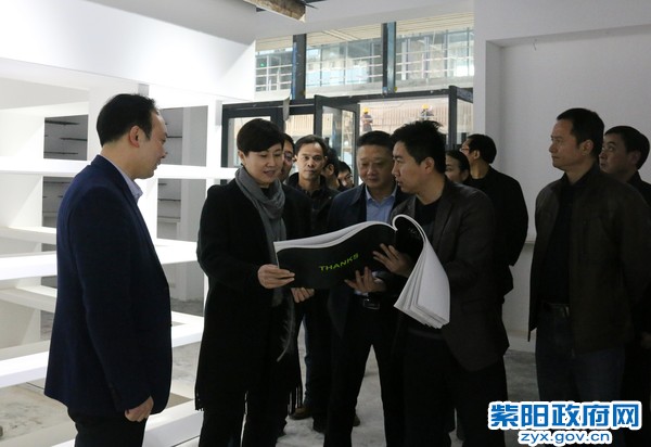 12月7日，检查指导安康扶贫空间（安康贫困户产业就业中心）紫阳展馆布展情况.jpg