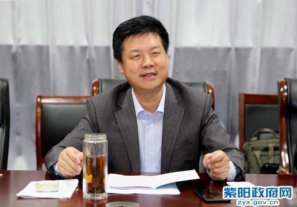 书记特写.jpg
