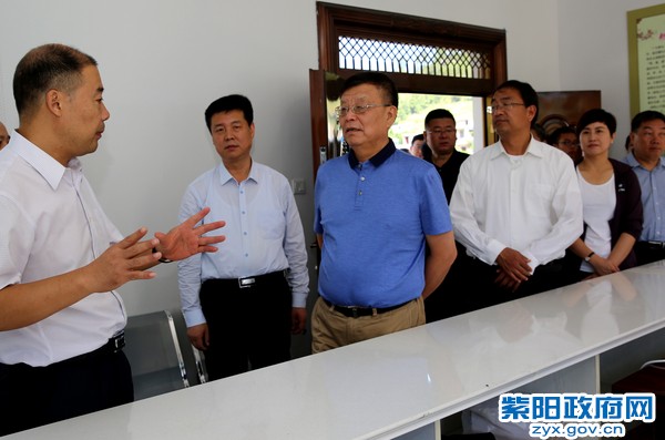 9月7日，陪同九三学社中央副主席赖明在东木镇调研.jpg