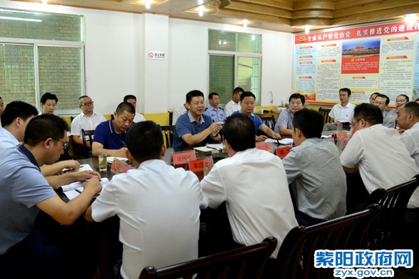 9月6日，与住建局班子座谈.jpg