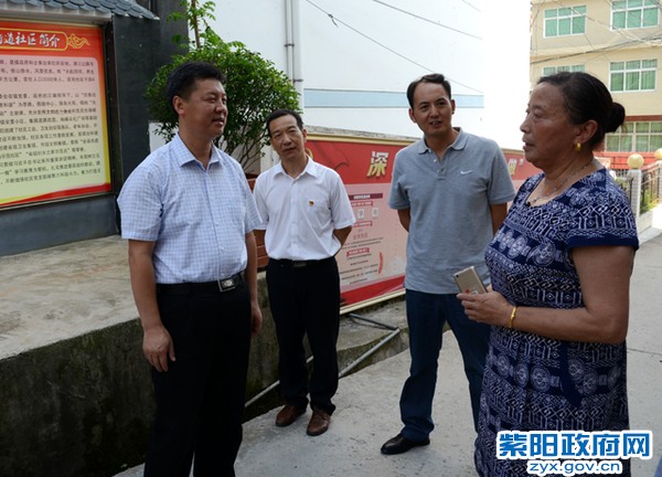 在洞河调研基层党建工作.jpg