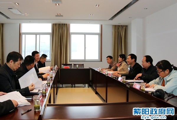 考察座谈会.jpg