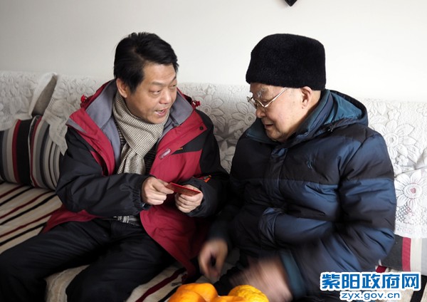 张教志慰问20.jpg